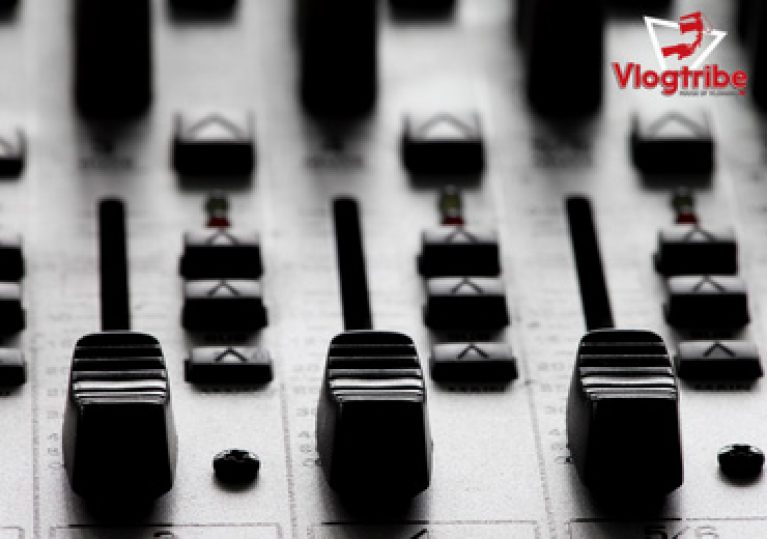 10 Best Audio Mixers For Streaming in 2024 Vlogtribe
